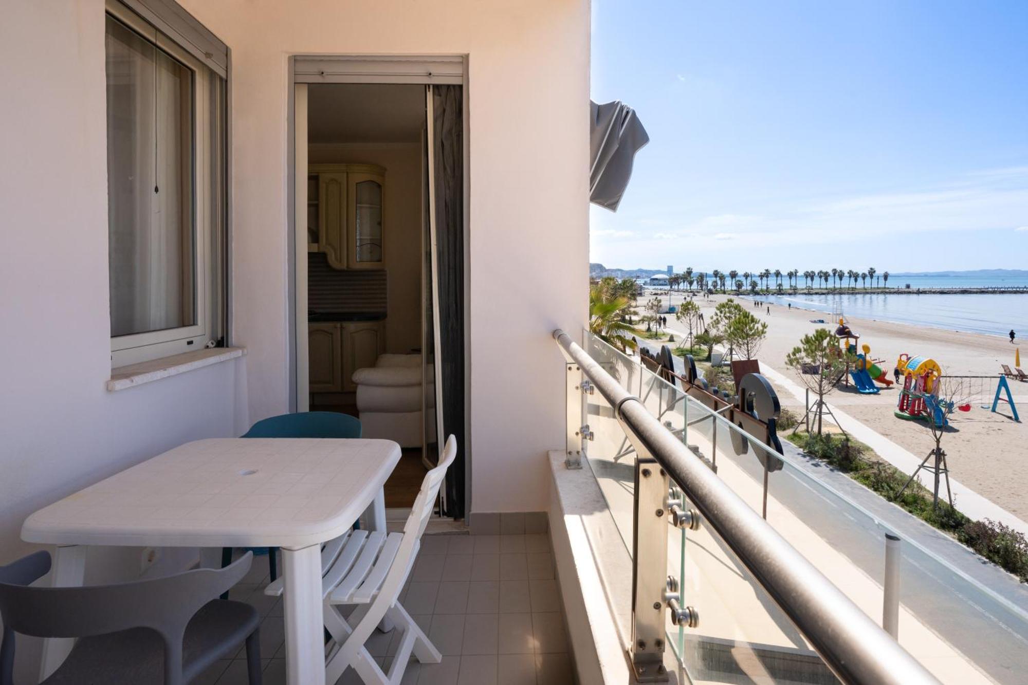 Sea View-Apartment On The Beach - Durrs2 Durrës Exteriér fotografie